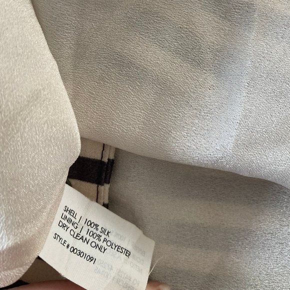 Club Monaco striped skirt 100% silk, cream / grey A line circle skirt, buttons - Picture 5 of 9